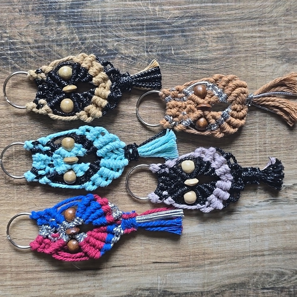 Handmade Macrame Owl Keychains (1)